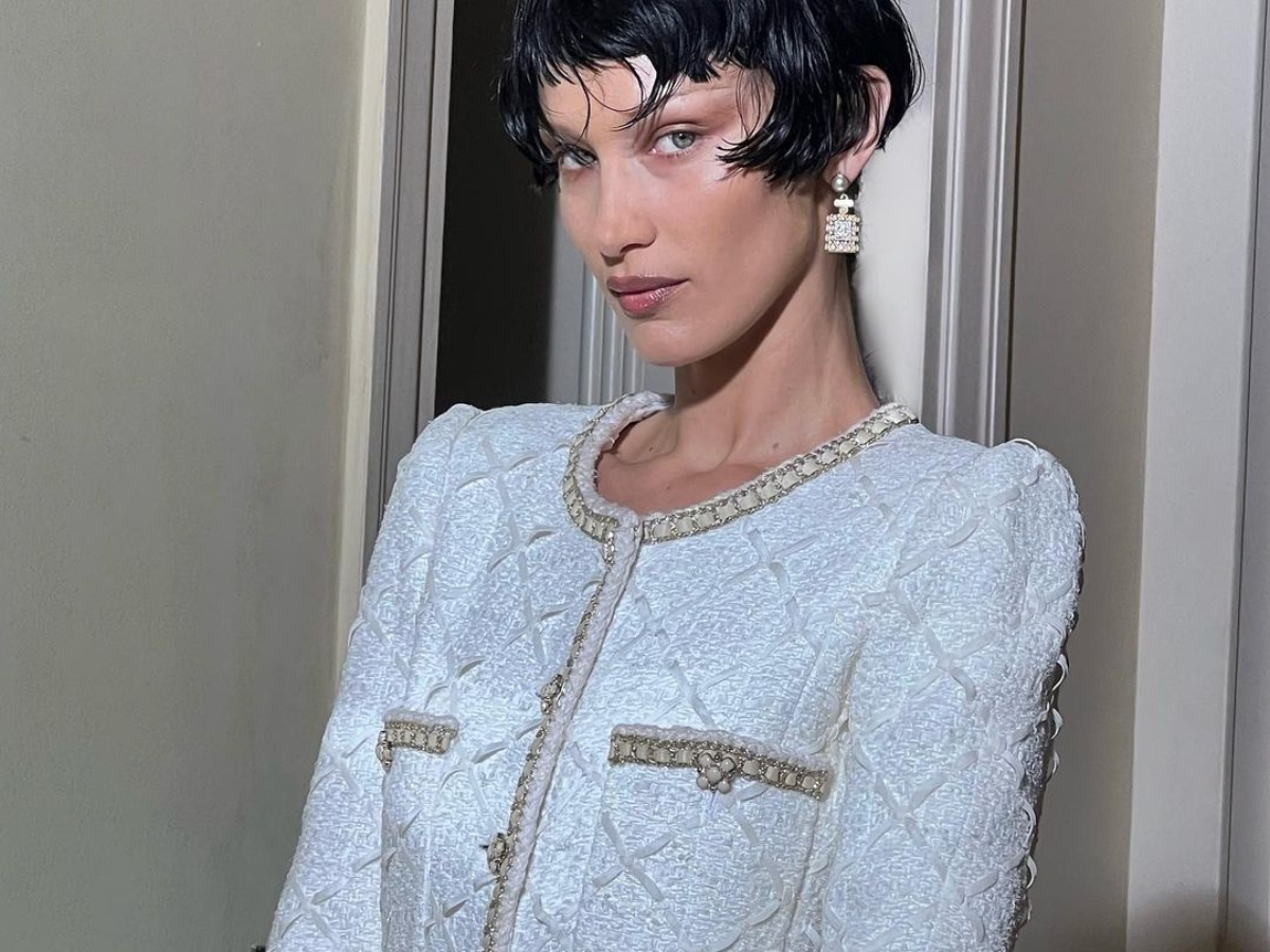 Η Bella Hadid με platinum απόχρωση στα μαλλιά είναι ίδια η Marilyn Monroe