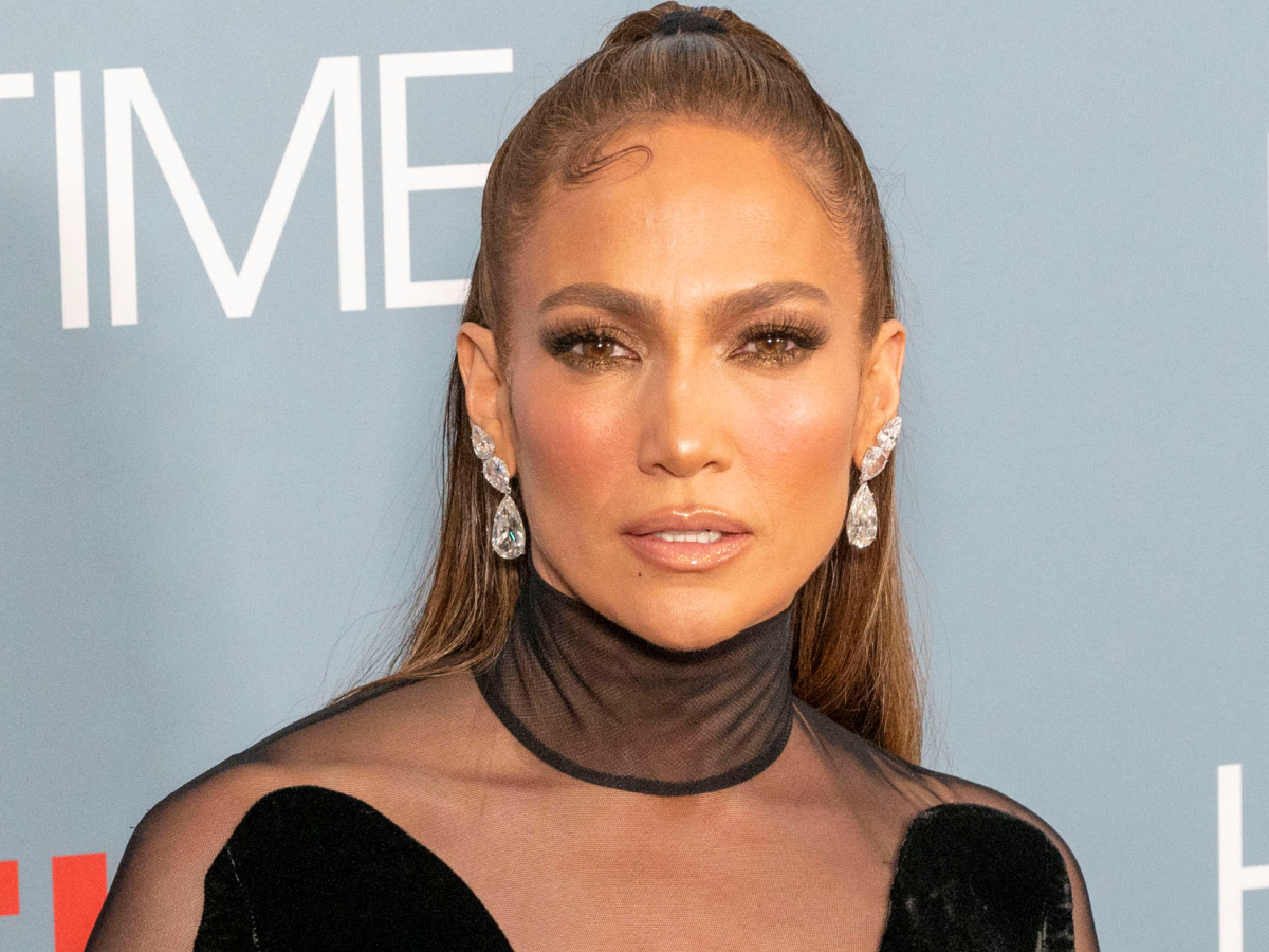 Jennifer Lopez: Το τελευταίο της χτένισμα είναι εμπνευσμένο από τη Barbie