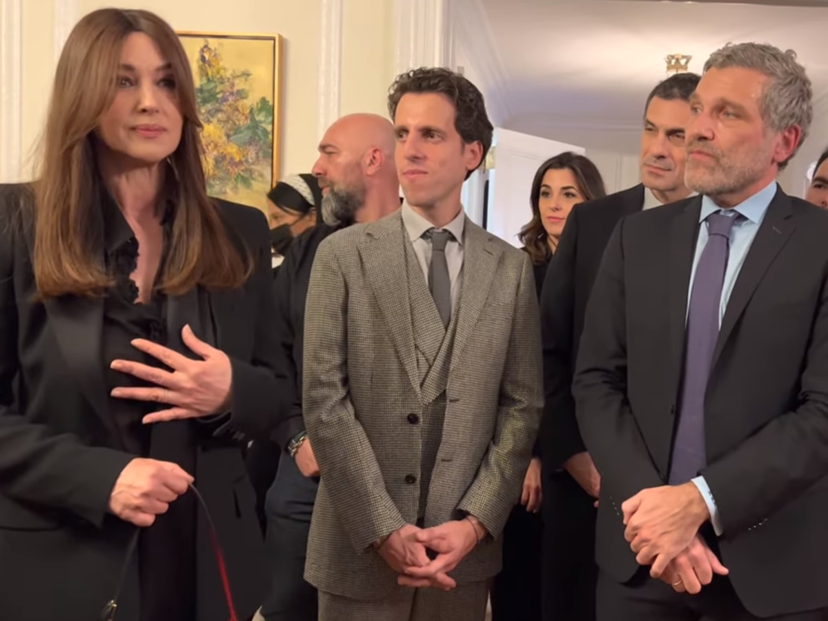 Μόνικα Μπελούτσι: Στο Γενικό Προξενείο της Ελλάδας στη Νέα Υόρκη – Φωτογραφίες, βίντεο