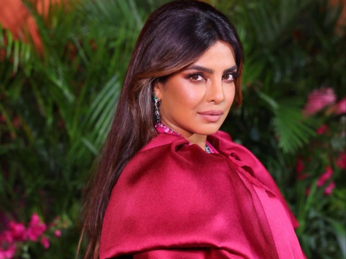 Priyanka Chopra: Το μανικιούρ της είναι το inspo της ημέρας