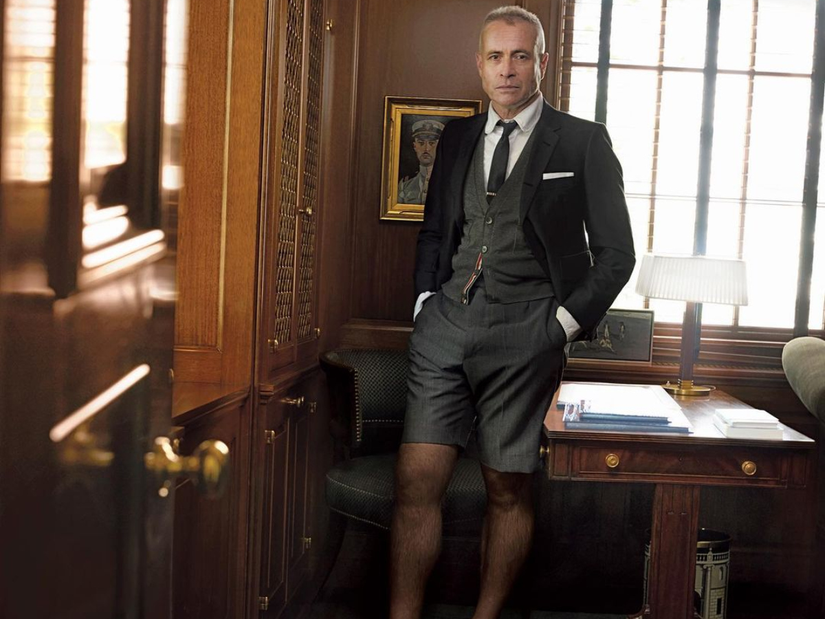 Γιατί ο Αμερικάνος σχεδιαστής Thom Browne βρίσκεται σε δικαστική διαμάχη με την Adidas