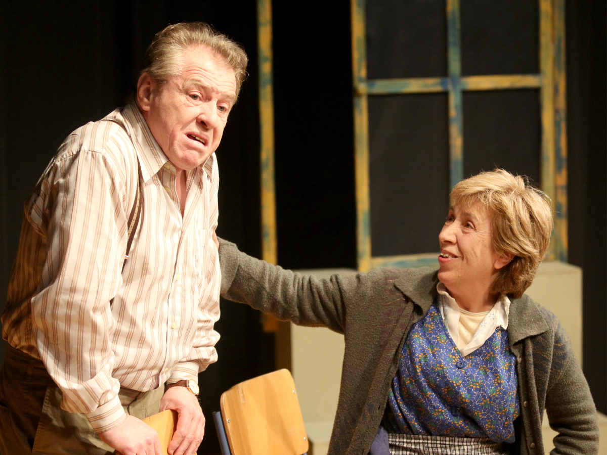 Πέθανε ο ηθοποιός Γιάννης Σταματίου – Συγκινεί η ανάρτηση της συντρόφου του Έλενας Παπαχριστοπούλου