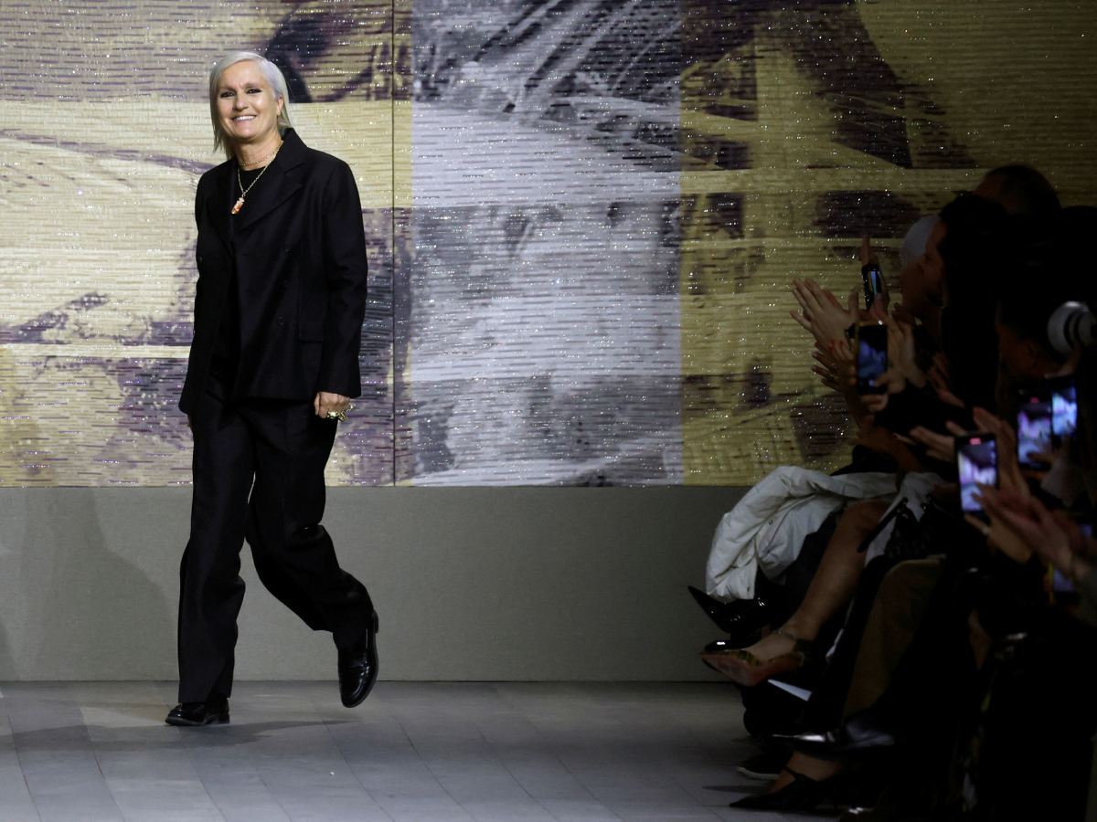 H Μaria Grazia Chiuri παρουσιάζει τη νέα it-bag του Dior