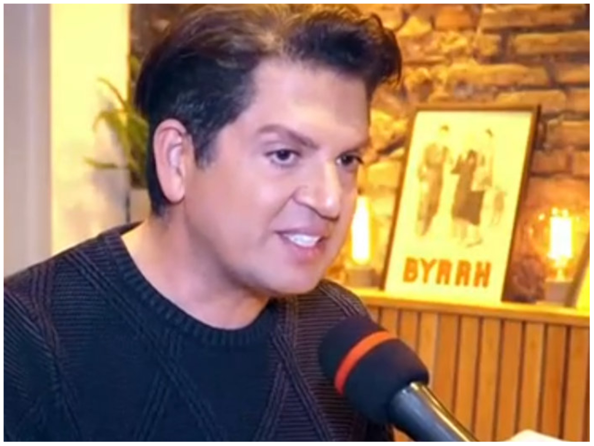 Γιάννης Πουλόπουλος: «Με έχουν απατήσει, του πέταξα ένα ποτήρι κρασί στο πρόσωπο»