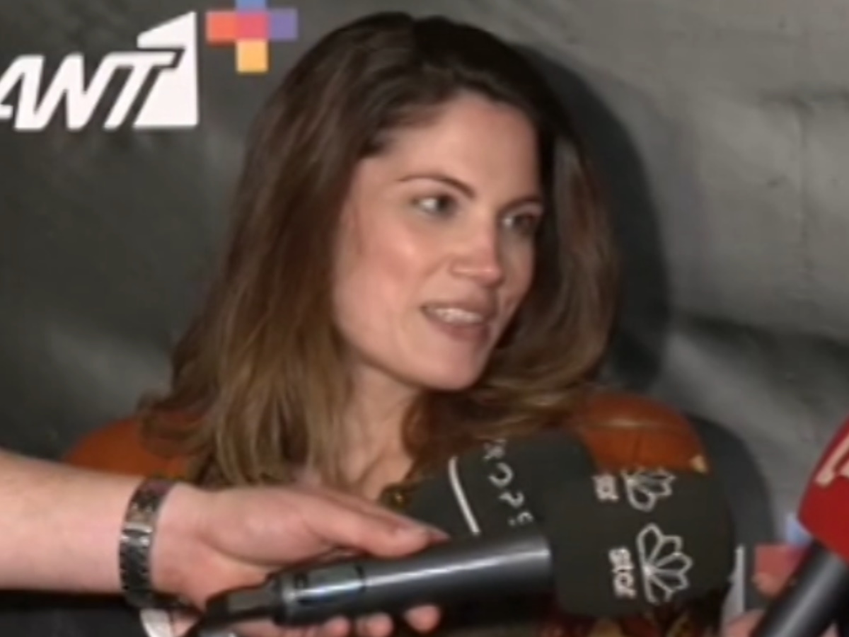 Μαίρη Συνατσάκη: «Θηλάζω αποκλειστικά – Νομίζω ότι αλλάζουν οι ισορροπίες στα ζευγάρια μετά τη γέννηση ενός παιδιού»