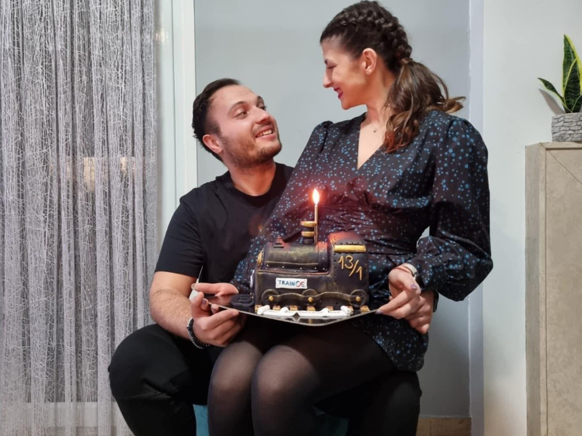 Τέμπη: «Ο πατέρας του είναι σε φυλακή στην Τουρκία, δεν θα είναι στην κηδεία του παιδιού του»