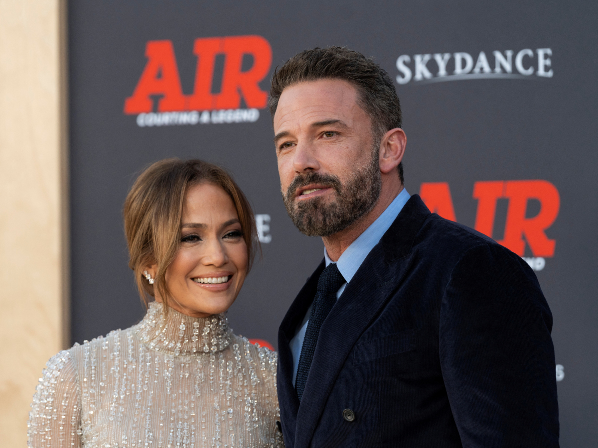Jennifer Lopez – Ben Affleck: Επιστρέφουν στο red carpet αγαπημένοι και με glam στιλ
