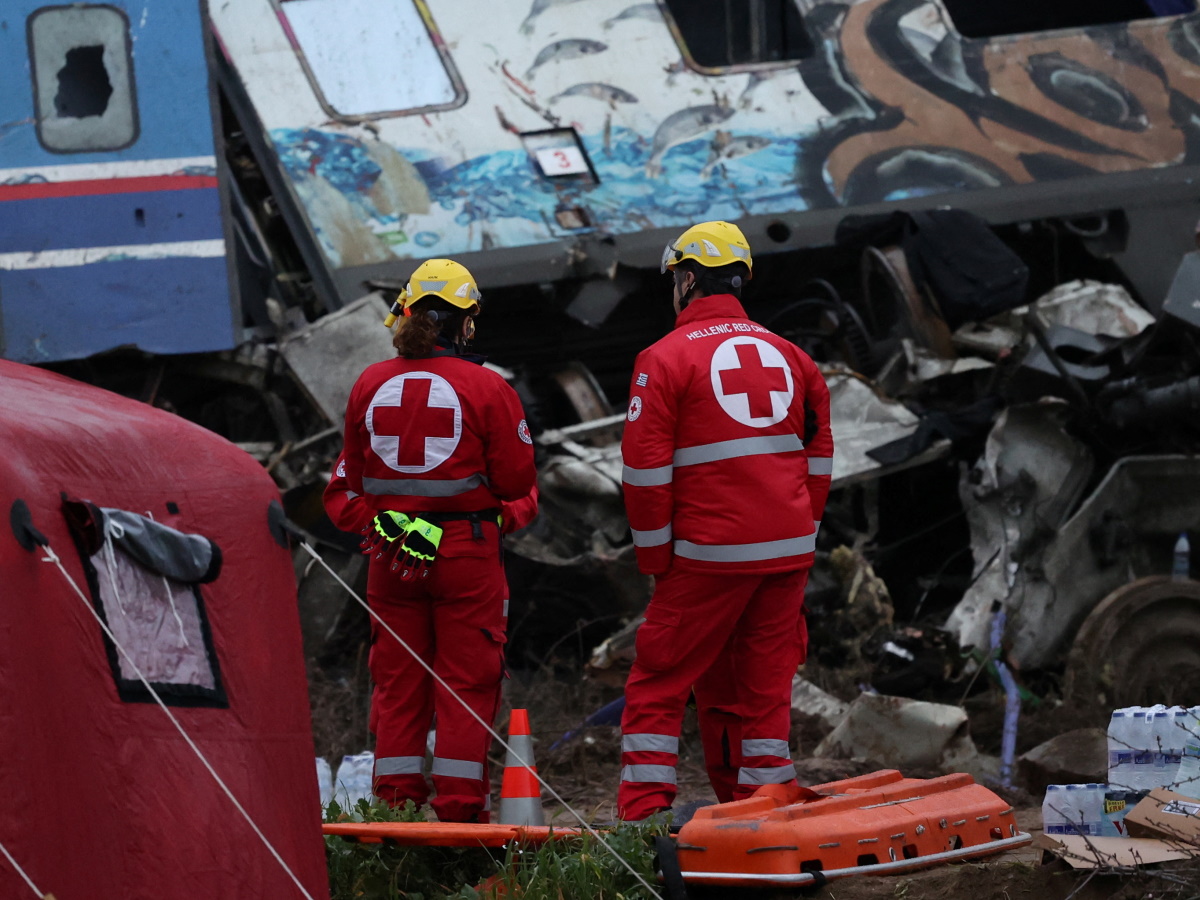 Τέμπη: Τα διεθνή ΜΜΕ για την ανείπωτη τραγωδία με τη σύγκρουση των δύο τρένων – Τι αναφέρουν CNN και New York Times