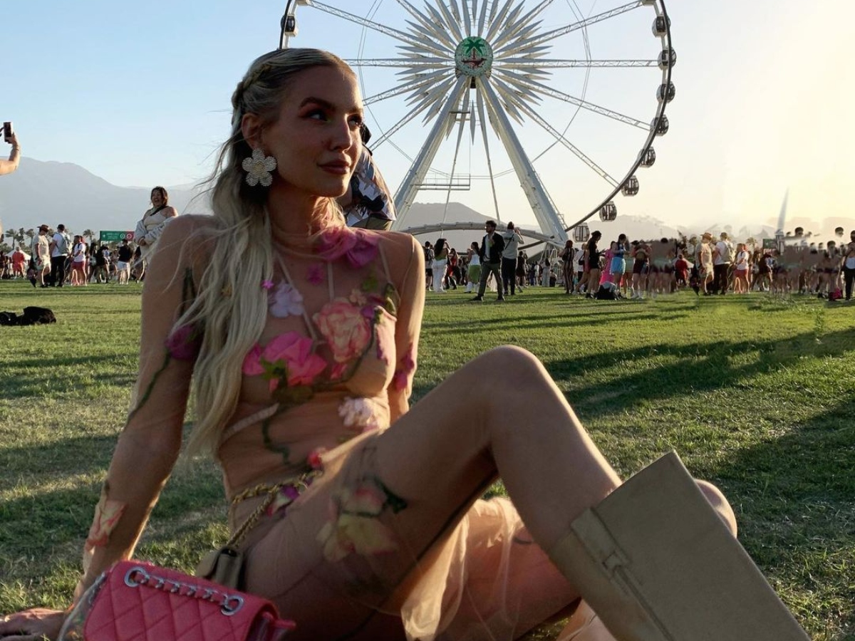 Flower power girl: Το μακιγιάζ της Leonie Hanne στο Coachella Festival είναι μια ωδή στην Άνοιξη