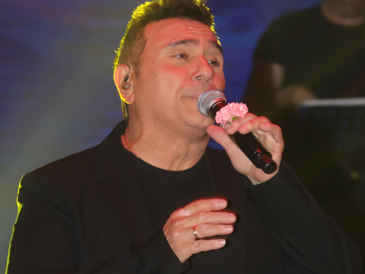 Αλέκος Ζαζόπουλος: Ο γνωστός τραγουδιστής αποκαλύπτει πώς έχασε 40 κιλά