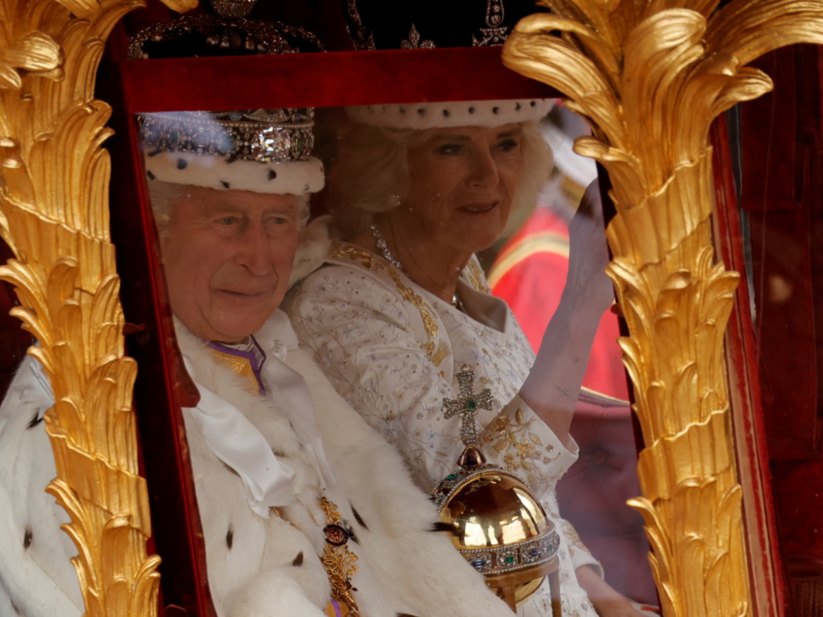 Βασιλιάς Κάρολος: «God Save the King» – Ολοκληρώθηκε η λαμπρή τελετή στέψης