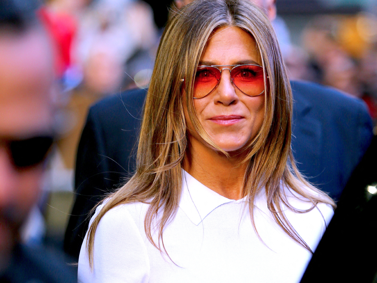 Jennifer Aniston: Έτσι φοράει το τζιν τις ζεστές μέρες