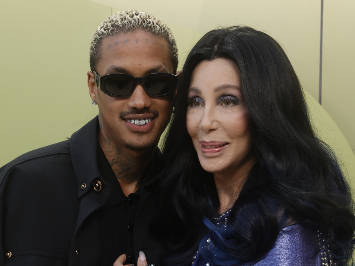 Cher: Η 76χρονη σταρ χώρισε από τον 37χρονο σύντροφό της
