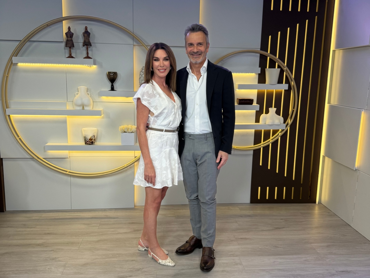 Ο Δρ. Παναγιώτης Ψαθάς συζητά με την Τατιάνα Στεφανίδου για την κρυοσυντήρηση ωαρίων και την εξωσωματική γονιμοποίηση