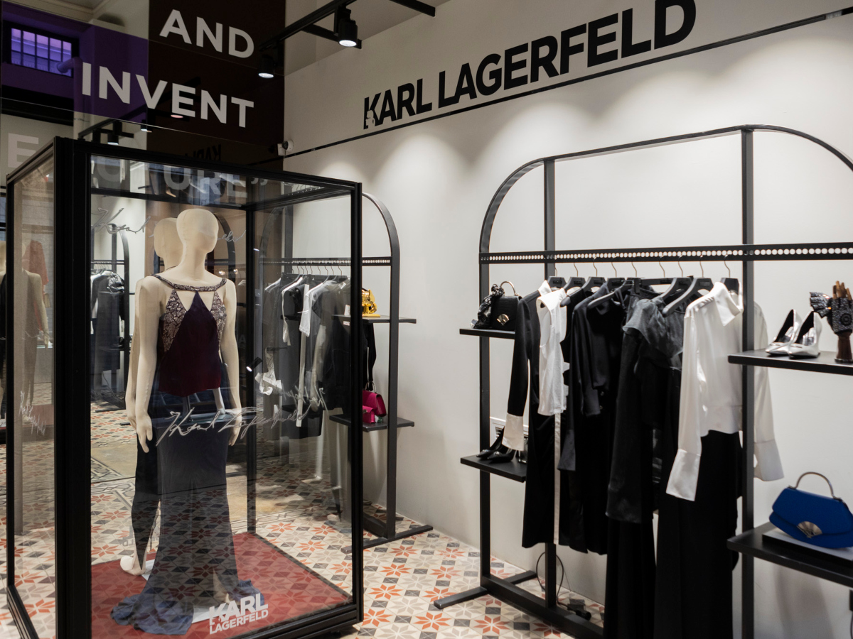 Karl Lagerfeld: Άνοιξε το pop-up store στην Αθήνα με την συλλογή: Τhe Ultimate Icon