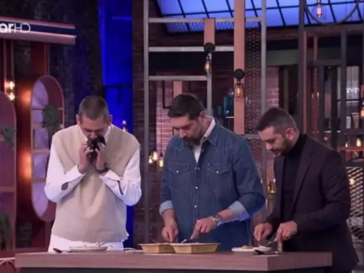 MasterChef: Έφτυσε το κρέας από πιάτο διαγωνιζόμενου ο Σωτήρης Κοντιζάς