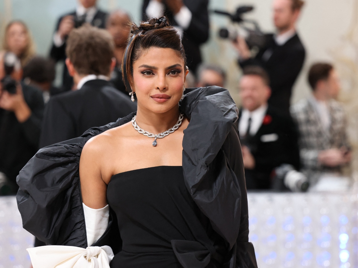 Priyanka Chopra: Επιλέγει μια φθινοπωρινή απόχρωση για το μανικιούρ των διακοπών και γίνεται το inspo της ημέρας