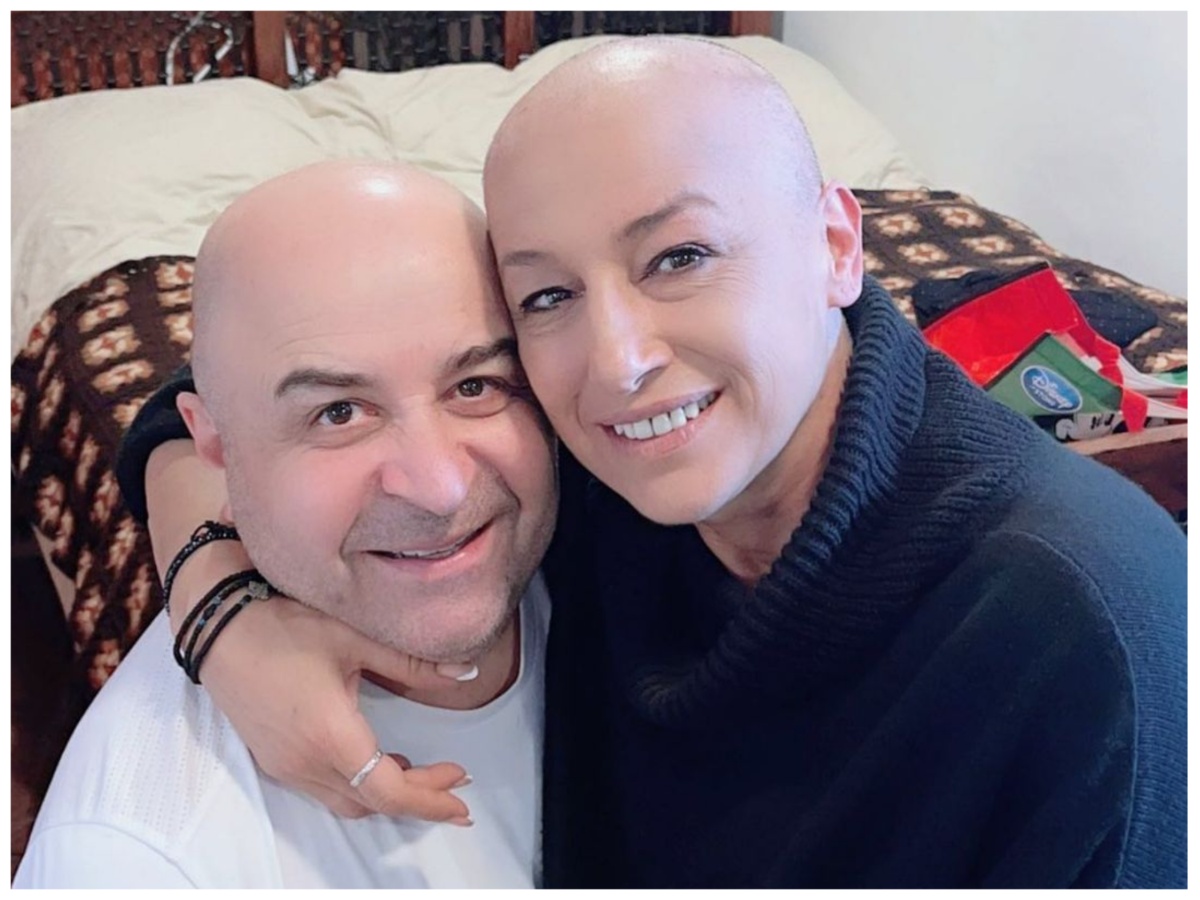 Μάρκος Σεφερλής: Ξύρισε το κεφάλι του για να συμπαρασταθεί στη μακιγιέζ του που έχει καρκίνο