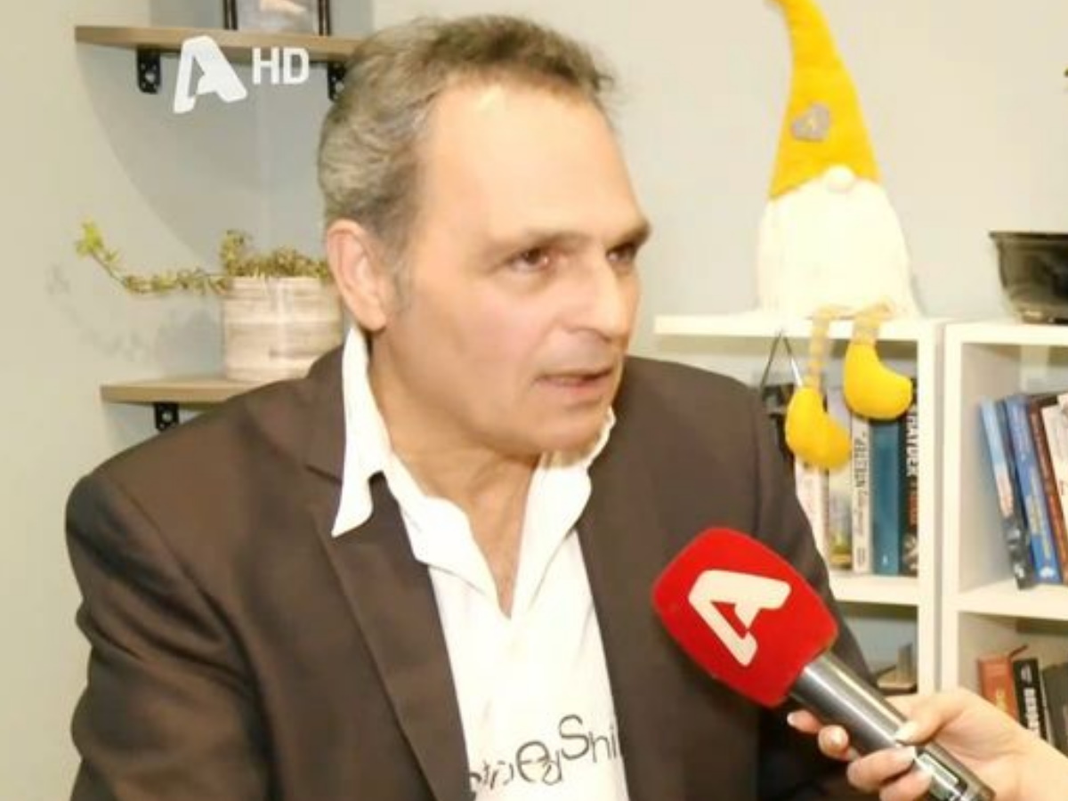 Σταμάτης Γαρδέλης: Η ερωτική σκηνή με συμπρωταγωνίστριά του που έπαψε να είναι γύρισμα και έγινε αληθινή