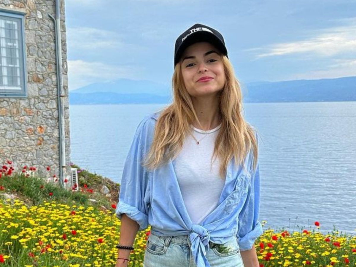 Σίσσυ Τουμάση: «Δεν έχω σχέσεις με τον βιολογικό μου πατέρα, αυτό που έχασα για πάντα ήταν η μητέρα και ο πατριός μου»