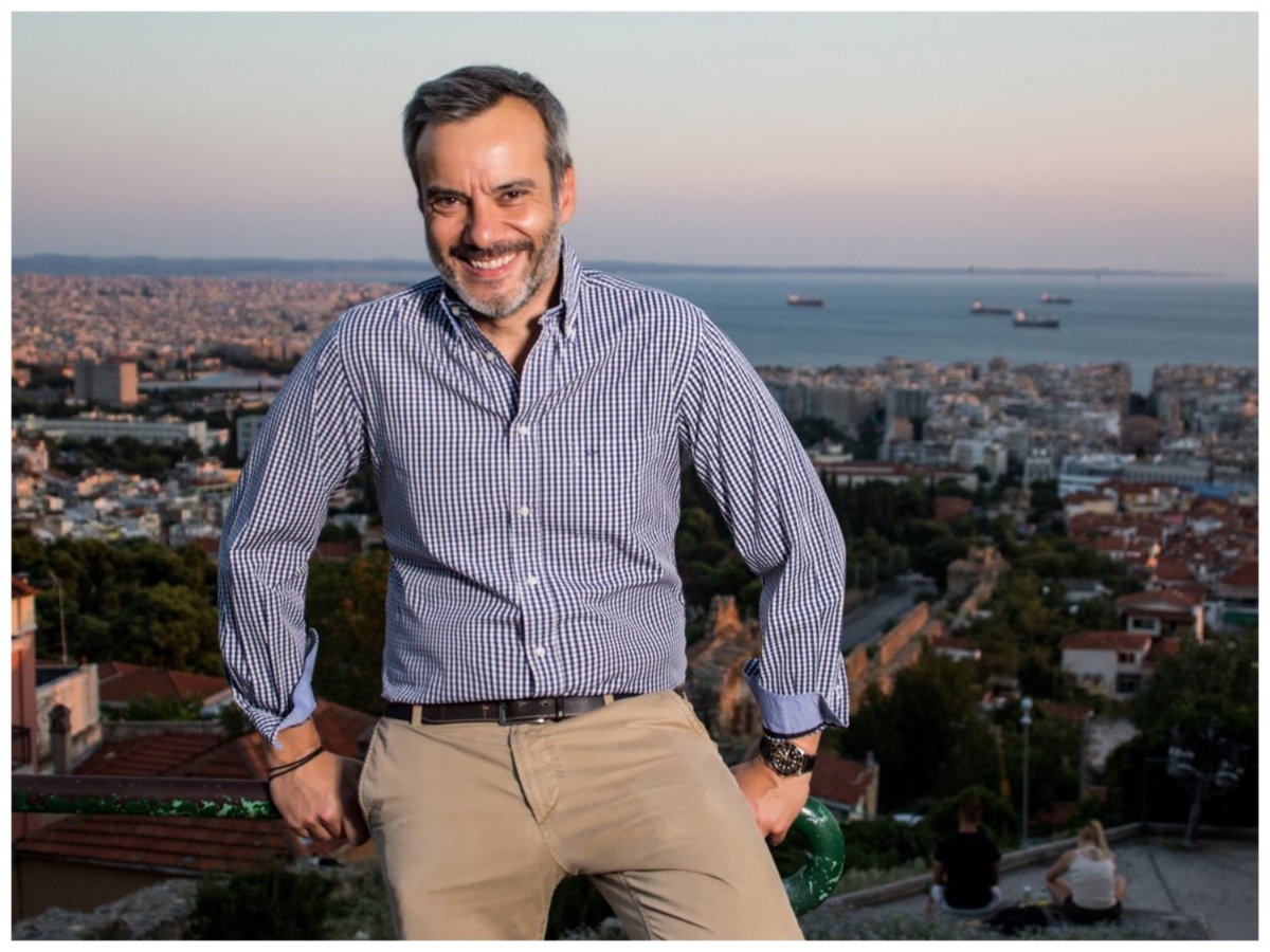 Κωνσταντίνος Ζέρβας: Ο Δήμαρχος Θεσσαλονίκης κάνει πρεμιέρα στο Tik Tok με βίντεο για την μπουγάτσα