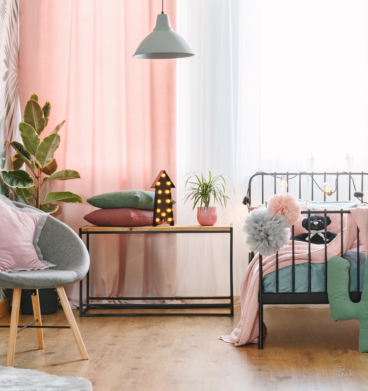 5 deco ιδέες για να ποντάρεις στα έντονα χρώματα και να «βάψεις» το σπίτι σου με αισιοδοξία