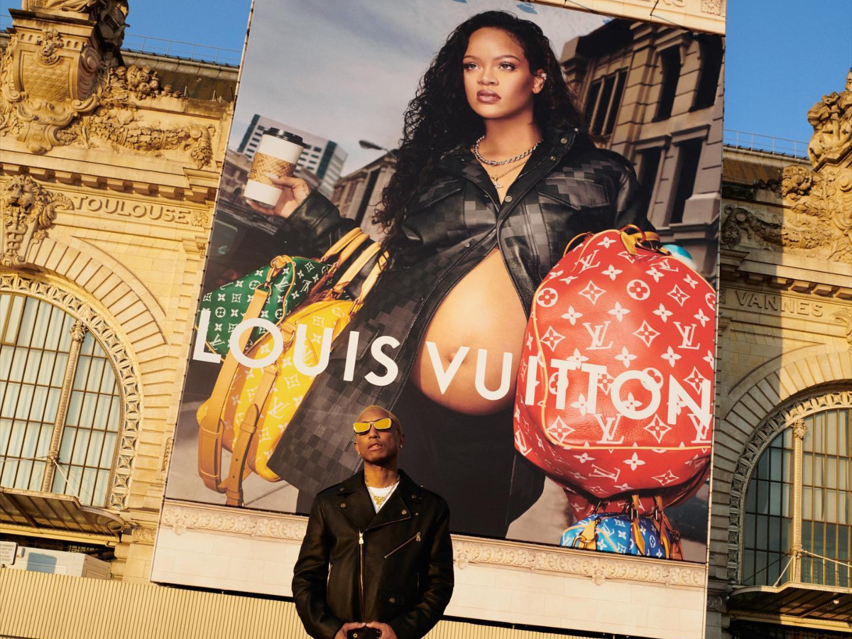 O Pharrell Williams κάνει ντεμπούτο στον οίκο Louis Vuitton με Moύσα την Rihanna