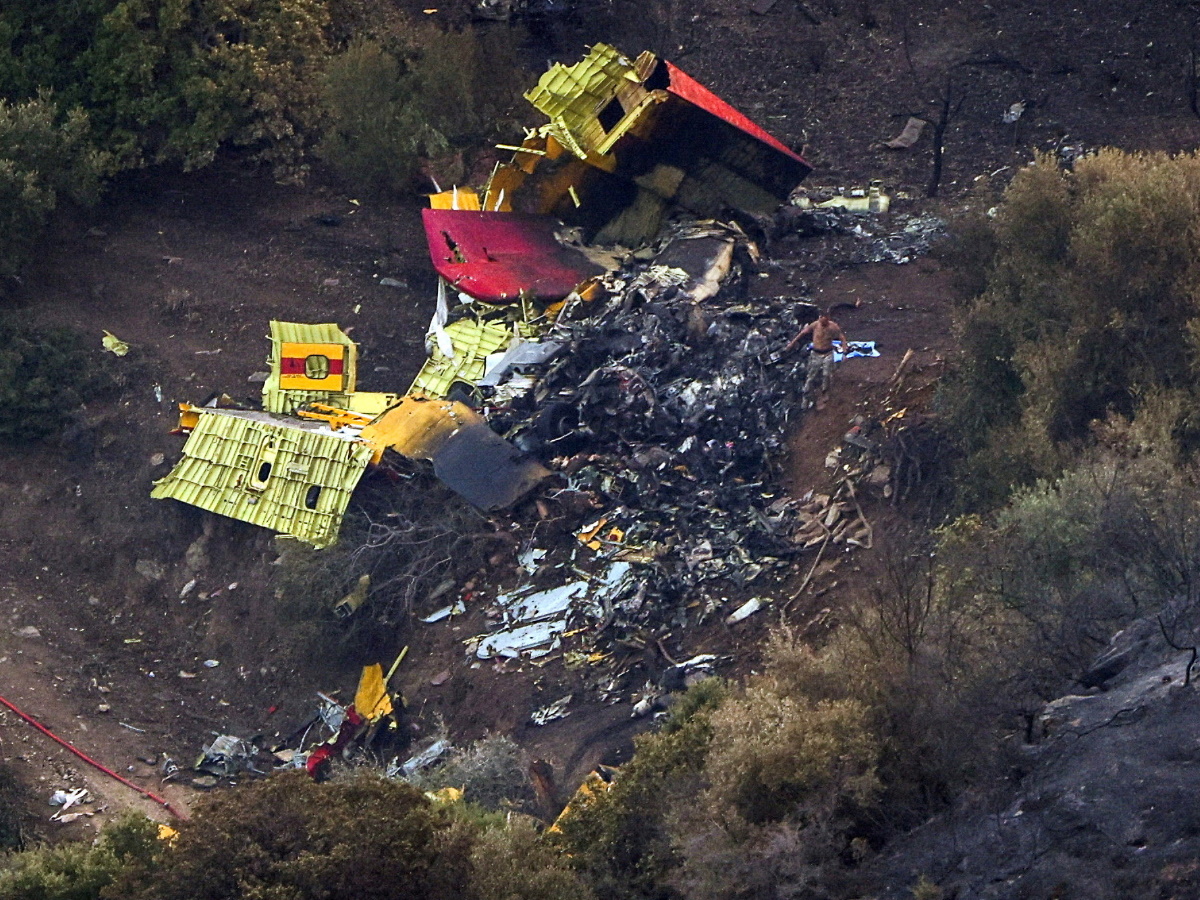 Πτώση Canadair στην Κάρυστο: Τα τελευταία λόγια των δύο πιλότων πριν τη μοιραία πτώση