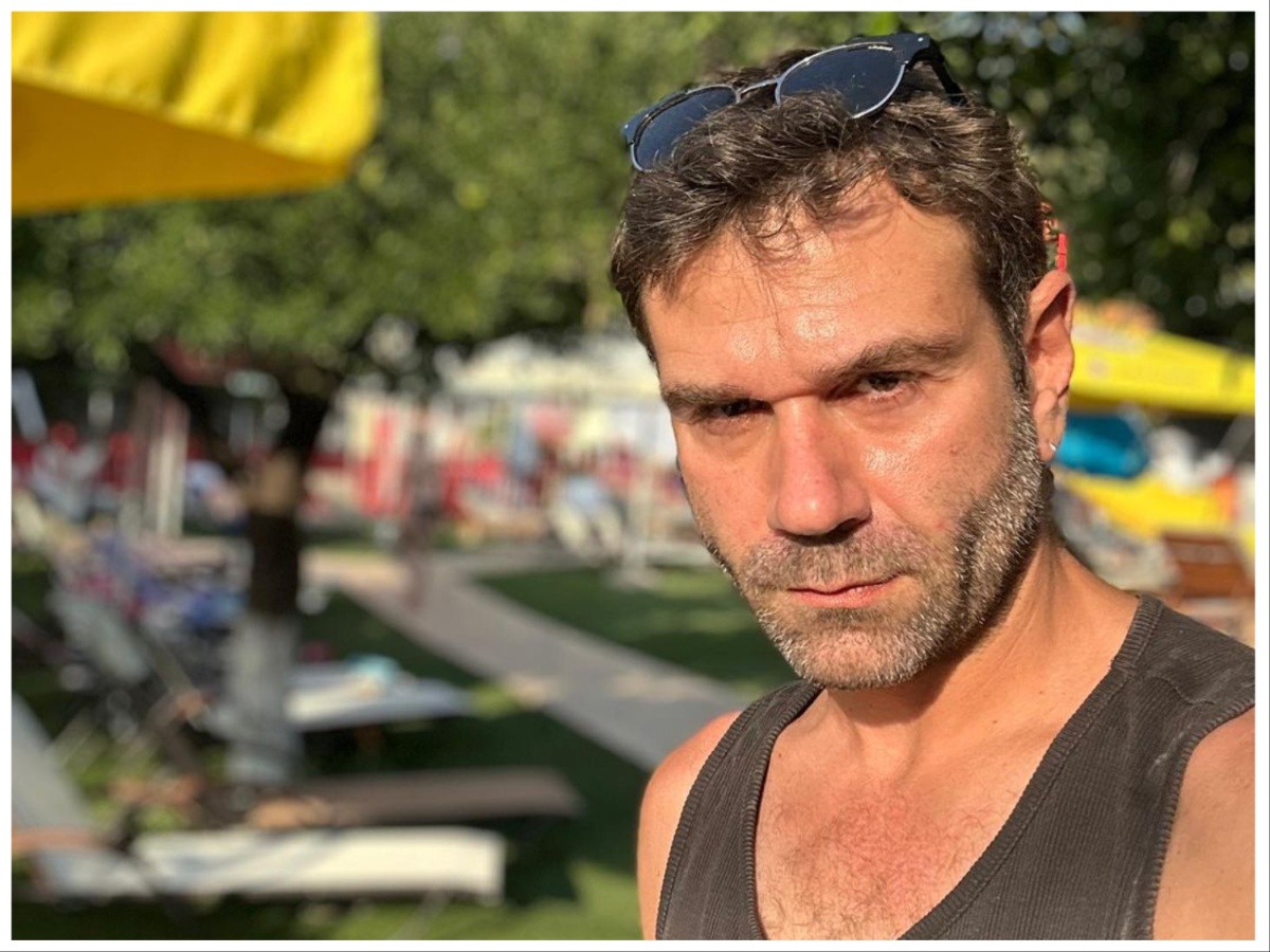 Τάσος Ιορδανίδης: Η selfie φωτογραφία από την πισίνα με τα παιδιά του