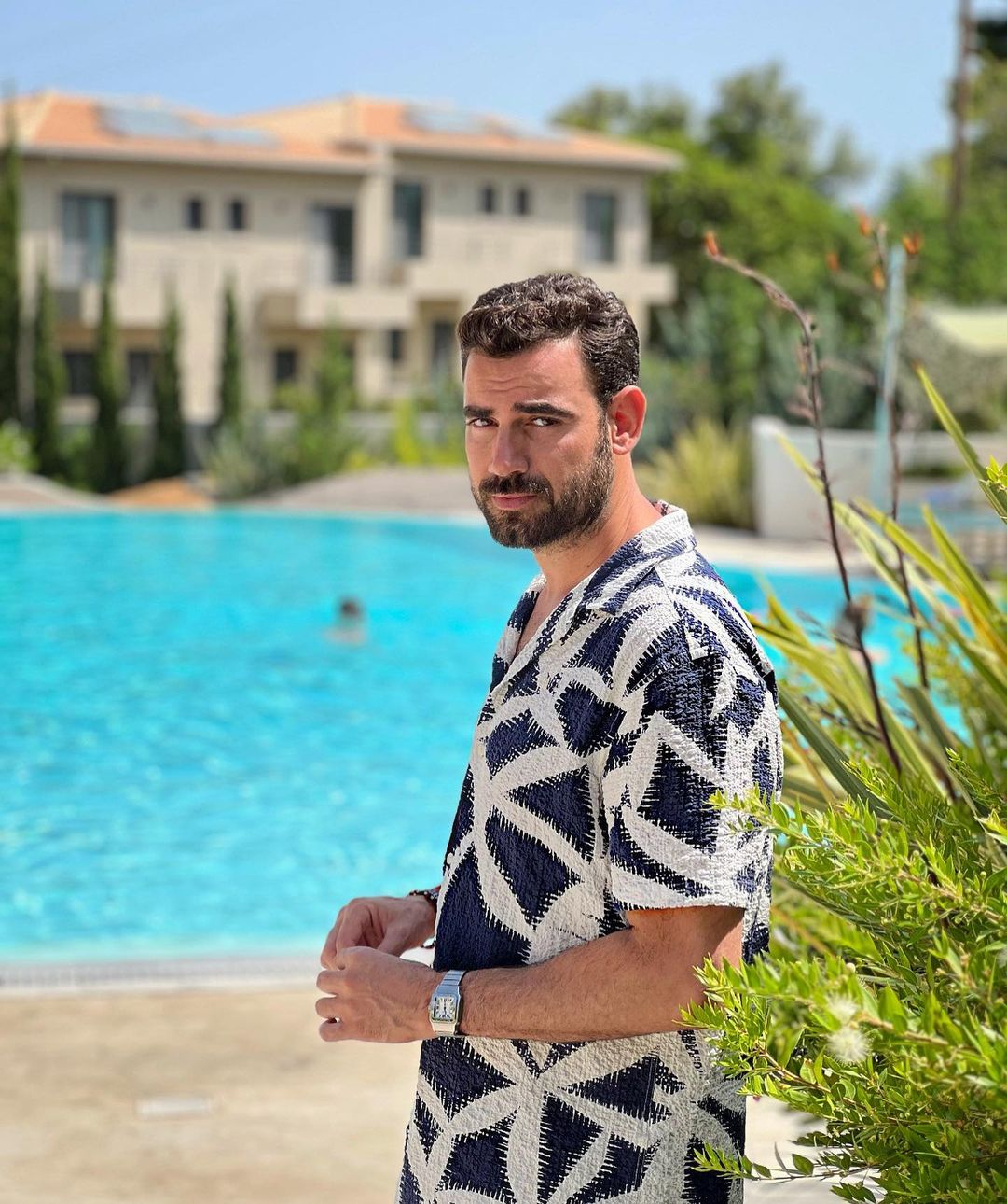Νίκος Πολυδερόπουλος: «Είμαι τυχερός που έχω την Βαλασία» – Η εξομολόγηση για την «αθόρυβη» σχέση με την σύντροφό του