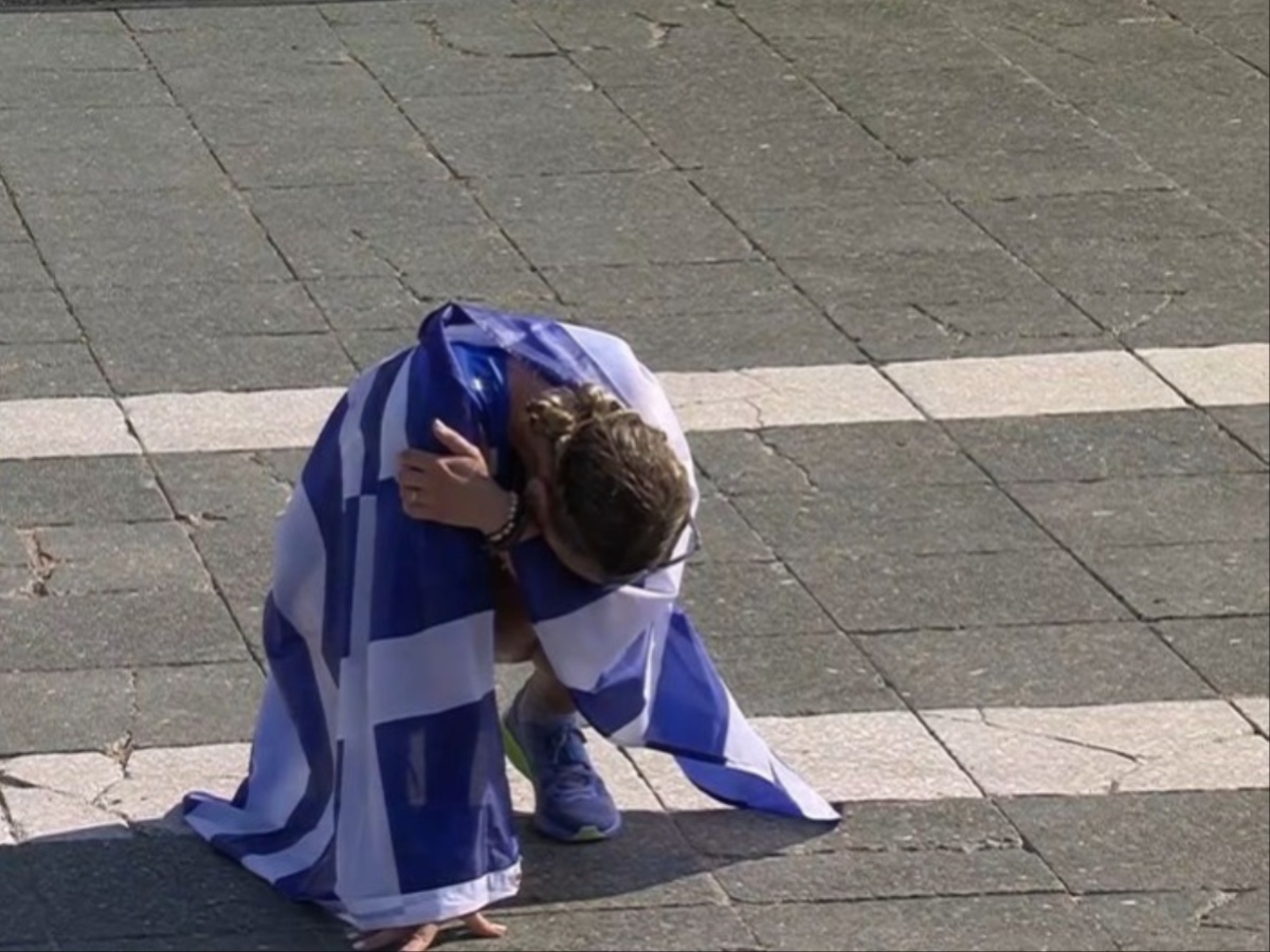 Χάλκινο μετάλλιο για την Αντιγόνη Ντρισμπιώτη στο Παγκόσμιο Πρωτάθλημα Στίβου – Ξέσπασε σε λυγμούς στον τερματισμό