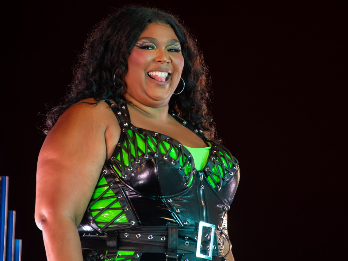 Lizzo: Η ανακοίνωση μετά τις καταγγελίες εις βάρος της – Κατηγορεί τις πρώην χορεύτριες της για ανάρμοστη συμπεριφορά