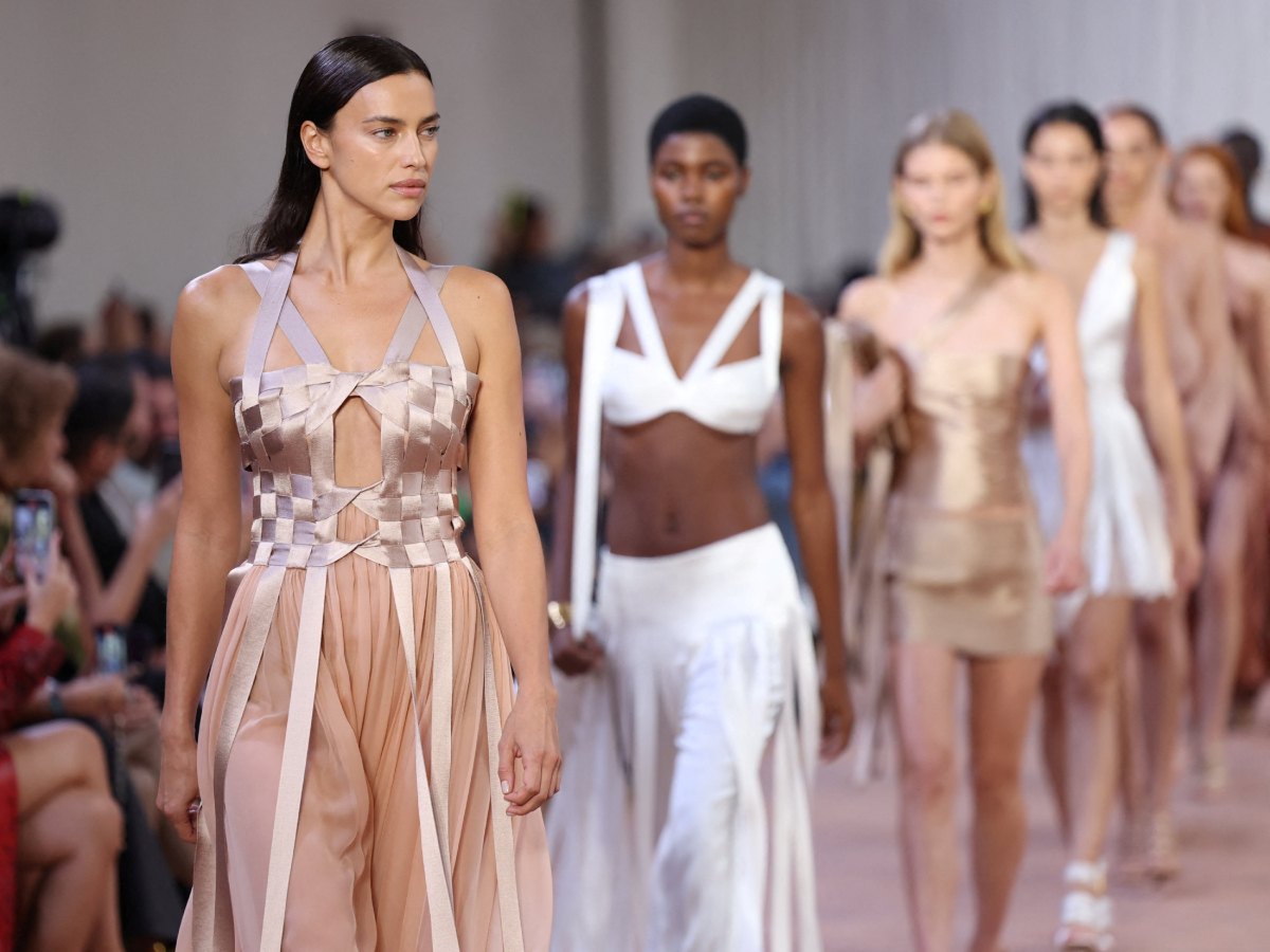 MFW: Εtro, Roberto Cavalli, Alberta Feretti, όλα όσα έγιναν την πρώτη μέρα στο Μιλάνο!