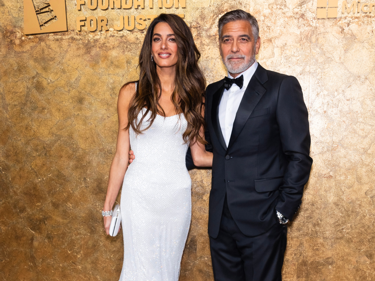 Amal Clooney: Εκθαμβωτική εμφάνιση στο πλευρό του George Clooney με wedding dress