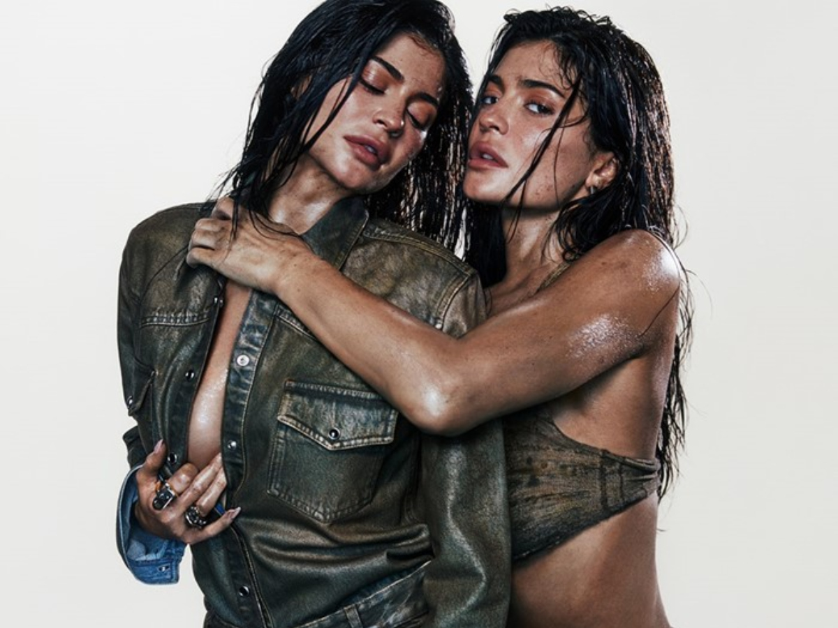 Η Kylie Jenner στην πιο genius καμπάνια της σεζόν φωτογραφίζεται με την… δίδυμη αδερφή της