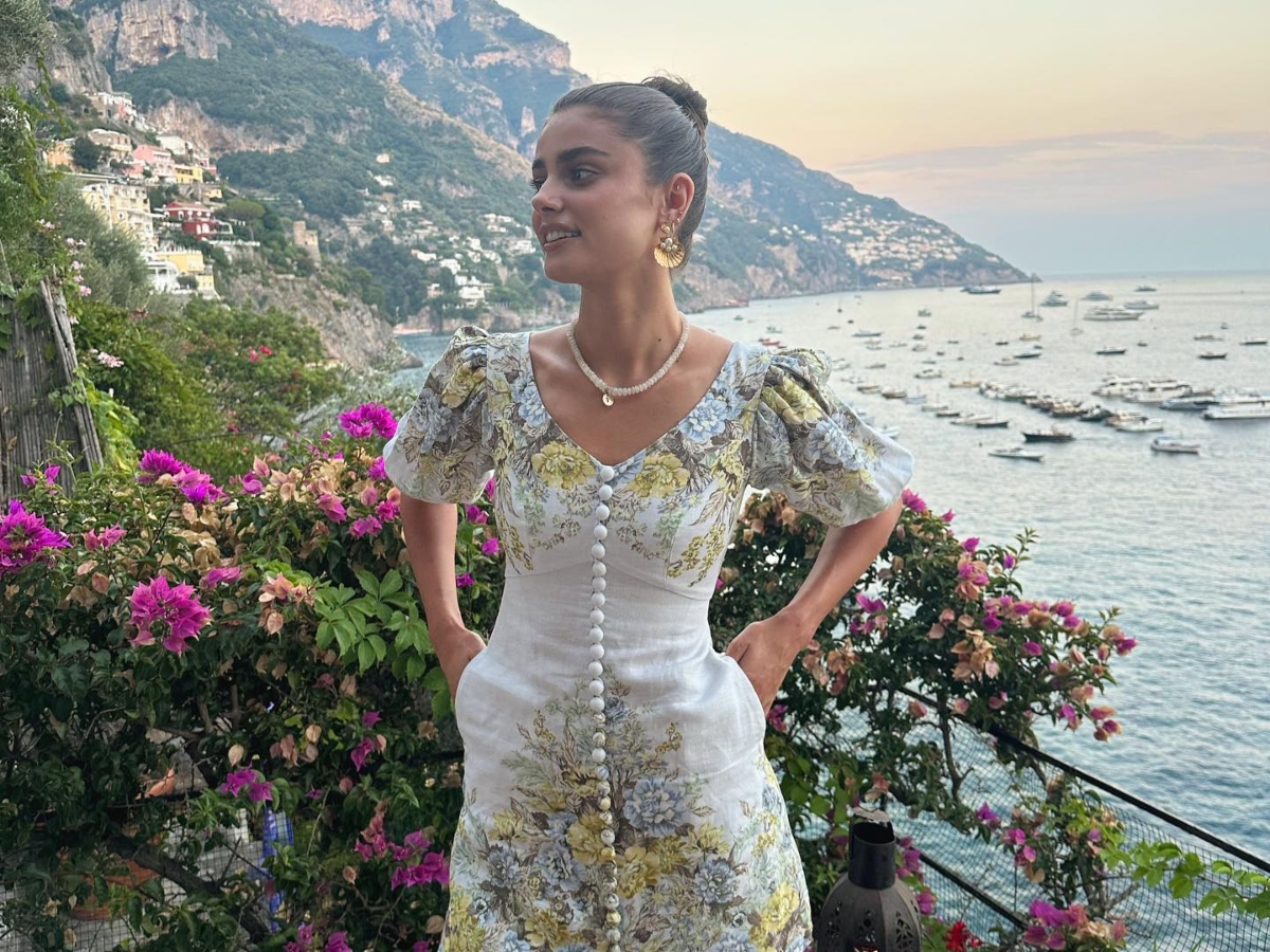 Taylor Hill: Έκοψε και πάλι τα μαλλιά της σε ένα retro pixie cut που θα σε εμπνεύσει