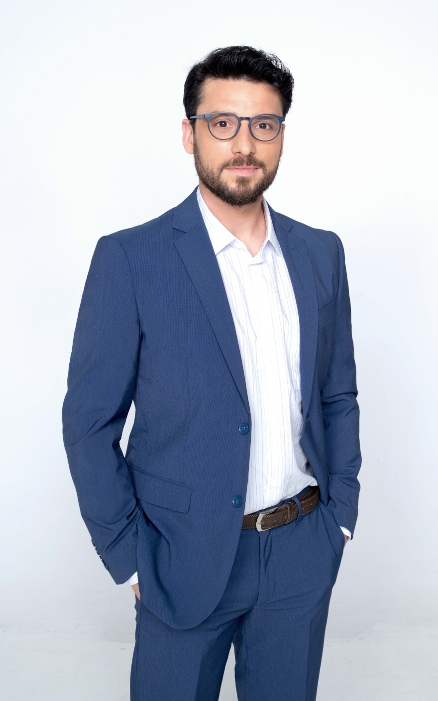 Spyros Chatziagelakis has divided Twitter with his age in the series Spyros Chatziagelakis has divided Twitter with his age in the series