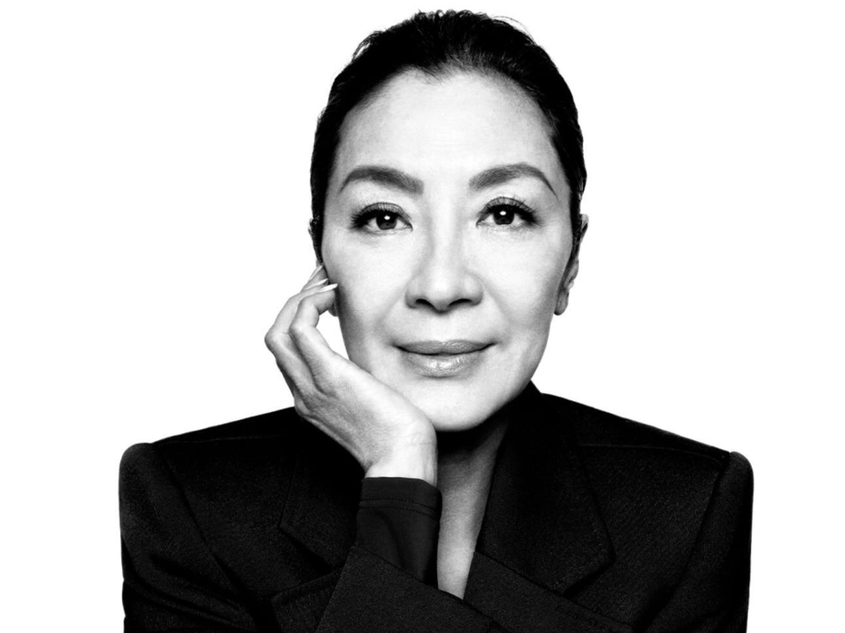 Balenciaga: H ηθοποιός Michelle Yeoh είναι η νέα brand ambassador!