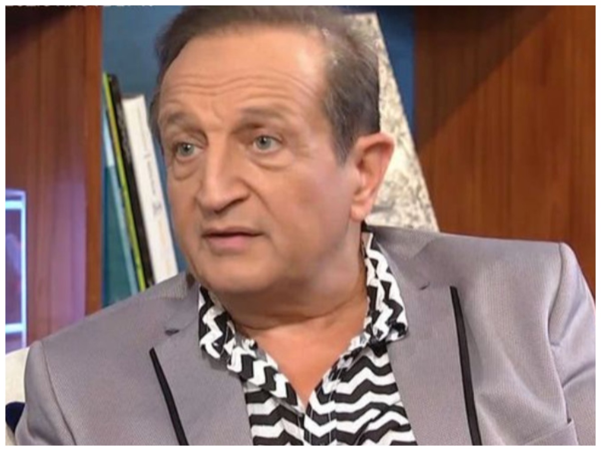 Σπύρος Μπιμπίλας: Η αποκάλυψη για την προσωπική του ζωή – «Είμαι πολύ κολλημένος με έναν συγκεκριμένο άνθρωπο»