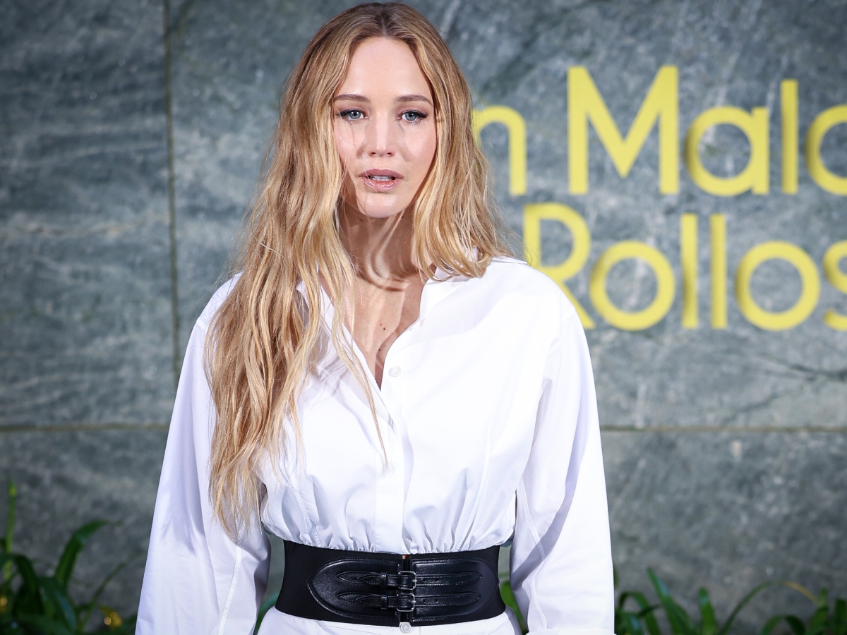 Jennifer Lawrence: Απαντά σε εκείνους που υποστηρίζουν ότι έχεις κάνει επεμβάσεις στο πρόσωπο της