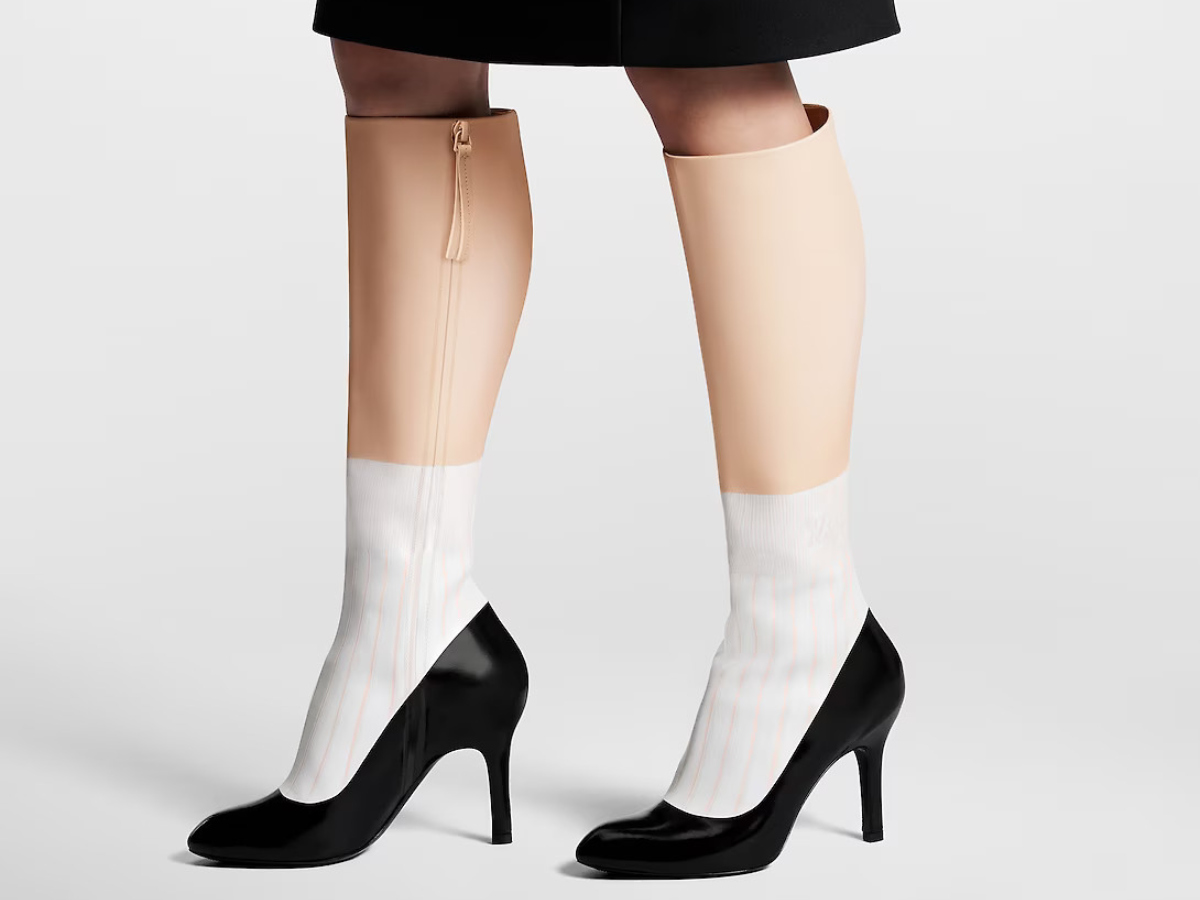 Louis Vuitton: Οι σουρεάλ μπότες που μοιάζουν με ανθρώπινο πόδι προκαλούν σάλο στα social!