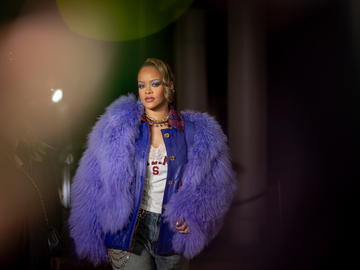  Rihanna: Η βασίλισσα του high low style επέστρεψε στο κόκκινο χαλί!