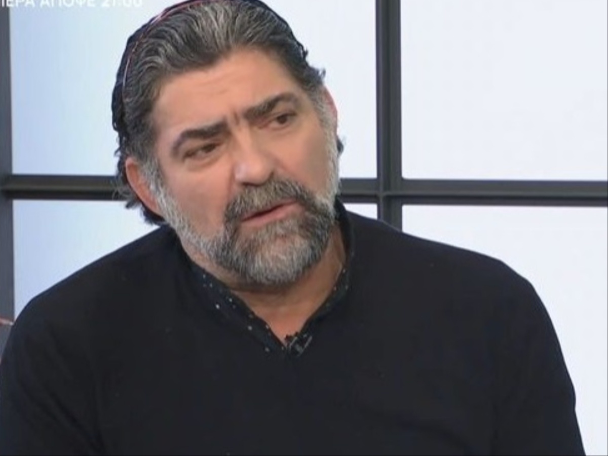Μιχάλης Ιατρόπουλος: «Δεν ήμουν υποδειγματικός πατέρας» – Ο λόγος που φοράει μαύρα από το 1990