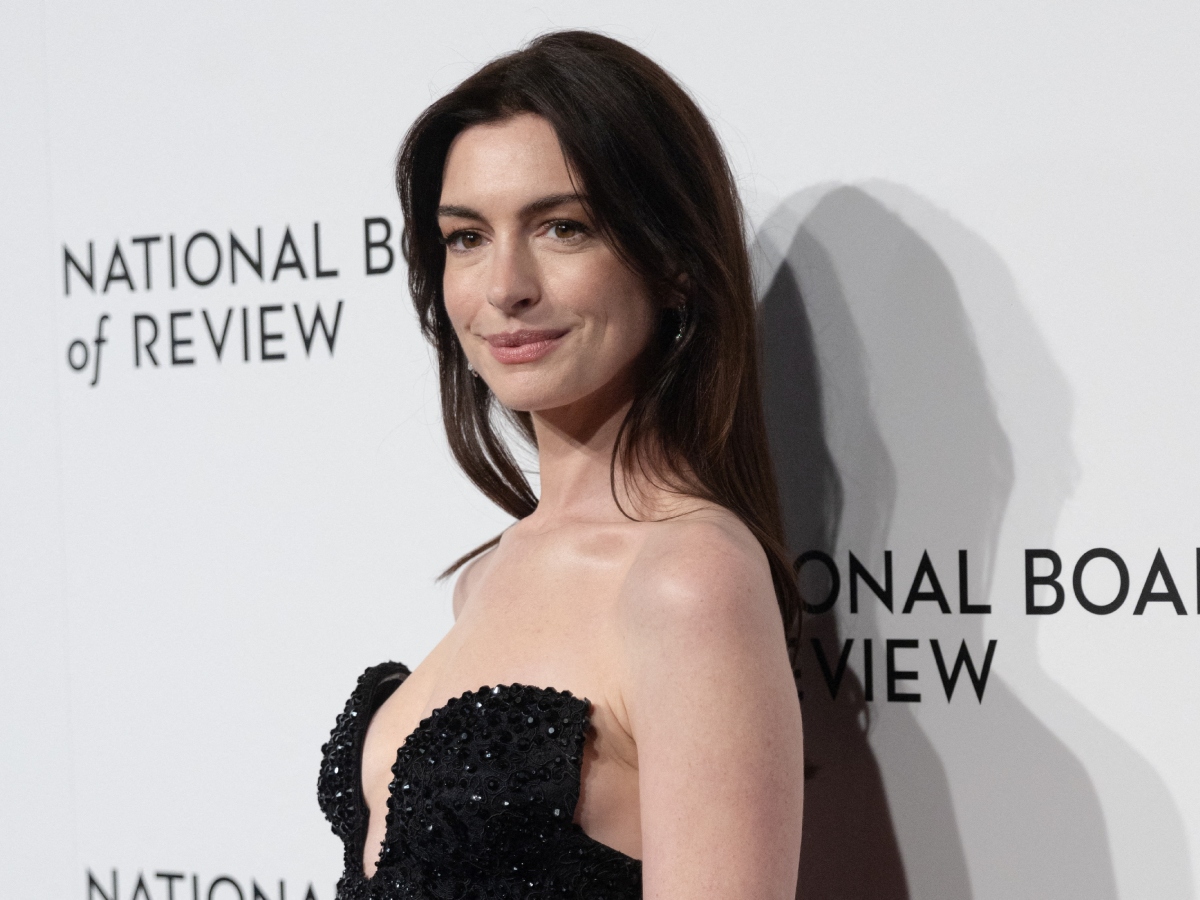 National Board Of Review Awards Gala: Οι celebrities εμφανίστηκαν με το απόλυτο minimal-chic beauty look