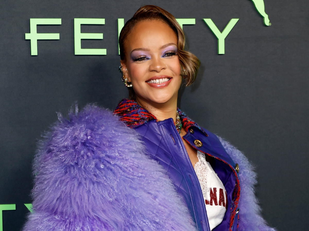 Dior Haute Couture Show: Η Rihanna υιοθέτησε το πιο εκκεντρικό trend της χρονιάς