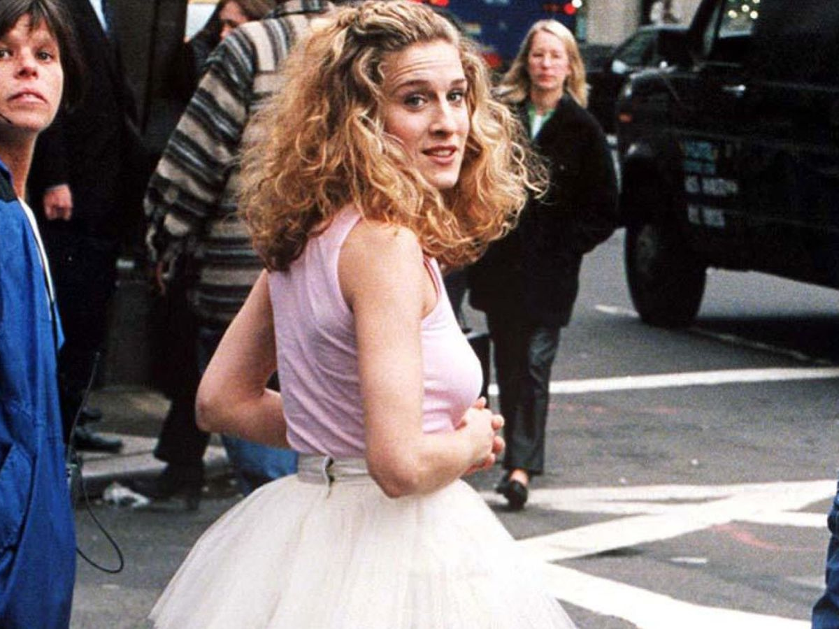 Η iconic tutu φούστα που φορούσε η Carrie Bradshaw βγαίνει σε δημοπρασία!