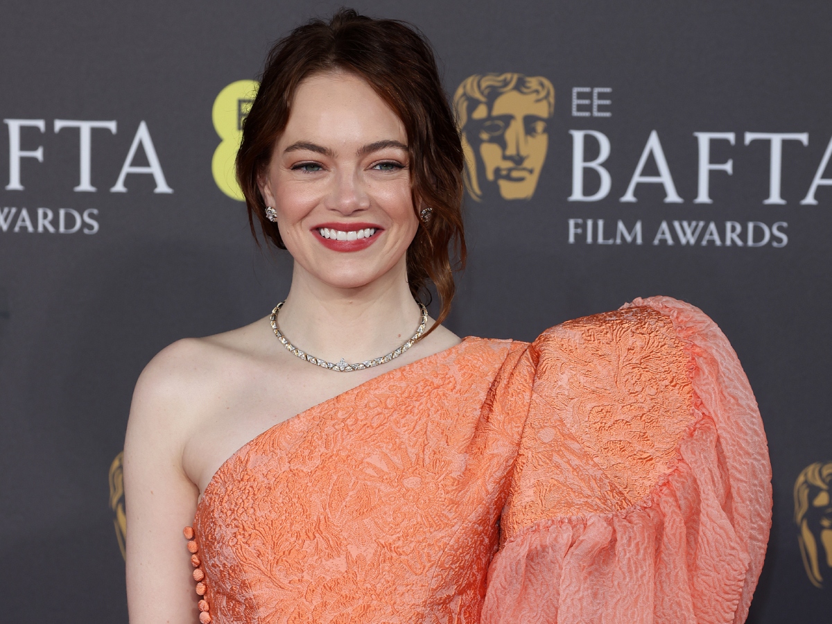 Emma Stone: Η αιθέρια πλεξούδα της στα BAFTAs είναι τόσο … Bella Baxter