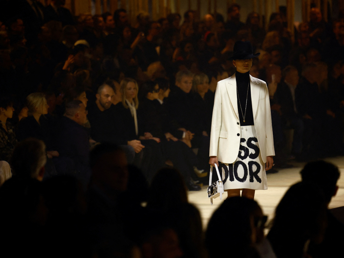 Ιt’s all about Miss Dior: H Μaria Grazia Chiuri το “φώναξε” δυνατά με την συλλογή που είδαμε στο Παρίσι!