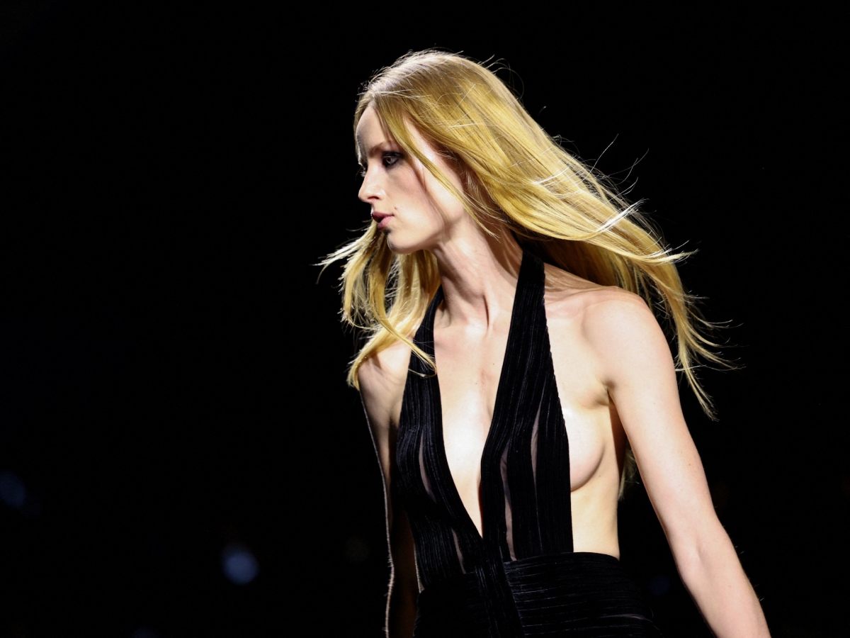 Τα beauty looks στο show του Tom Ford είναι μια ωδή στα 70’s