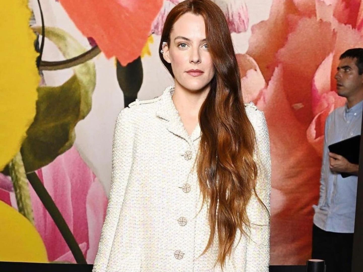 Riley Keough: H εγγονή του Elvis Presley στην πρώτη της καμπάνια για την Chanel